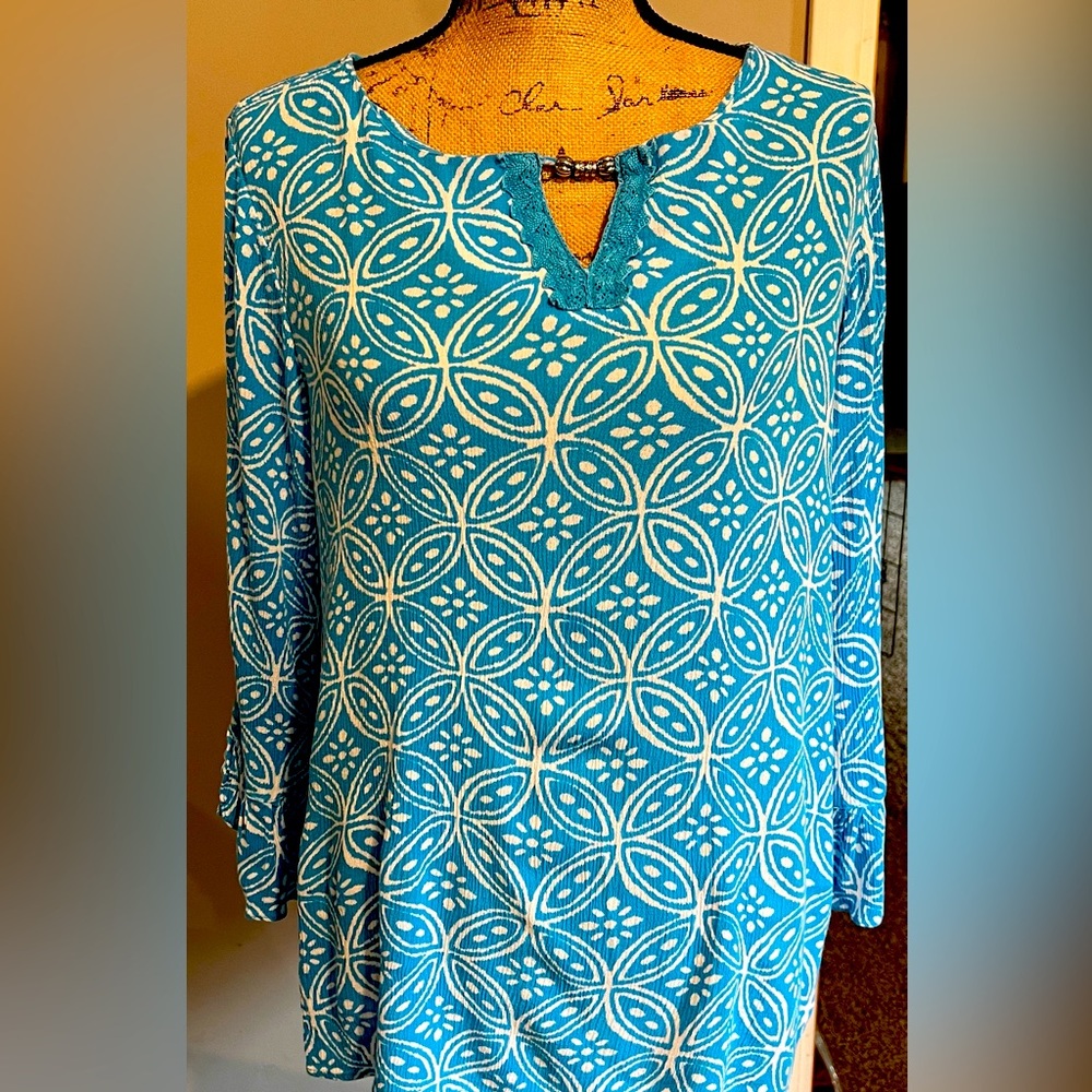 Size L Susan Garver Summer Blue Print Blouse